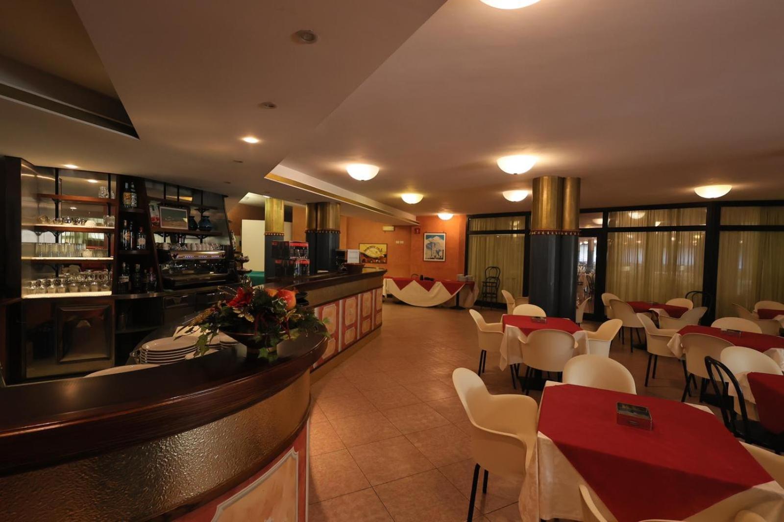 Hotel Brunforte Sarnano Esterno foto