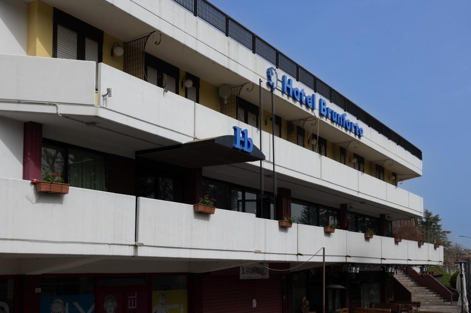 Hotel Brunforte Sarnano Esterno foto